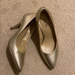 Michael Kors Flex Pump Pale Gold Metallic